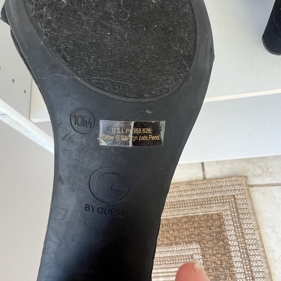 guess black classic chunky heels - Picture 3 of 7